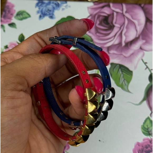 Michael Kors Leather Pyramid Stud B red and blue bundle - Picture 5 of 15